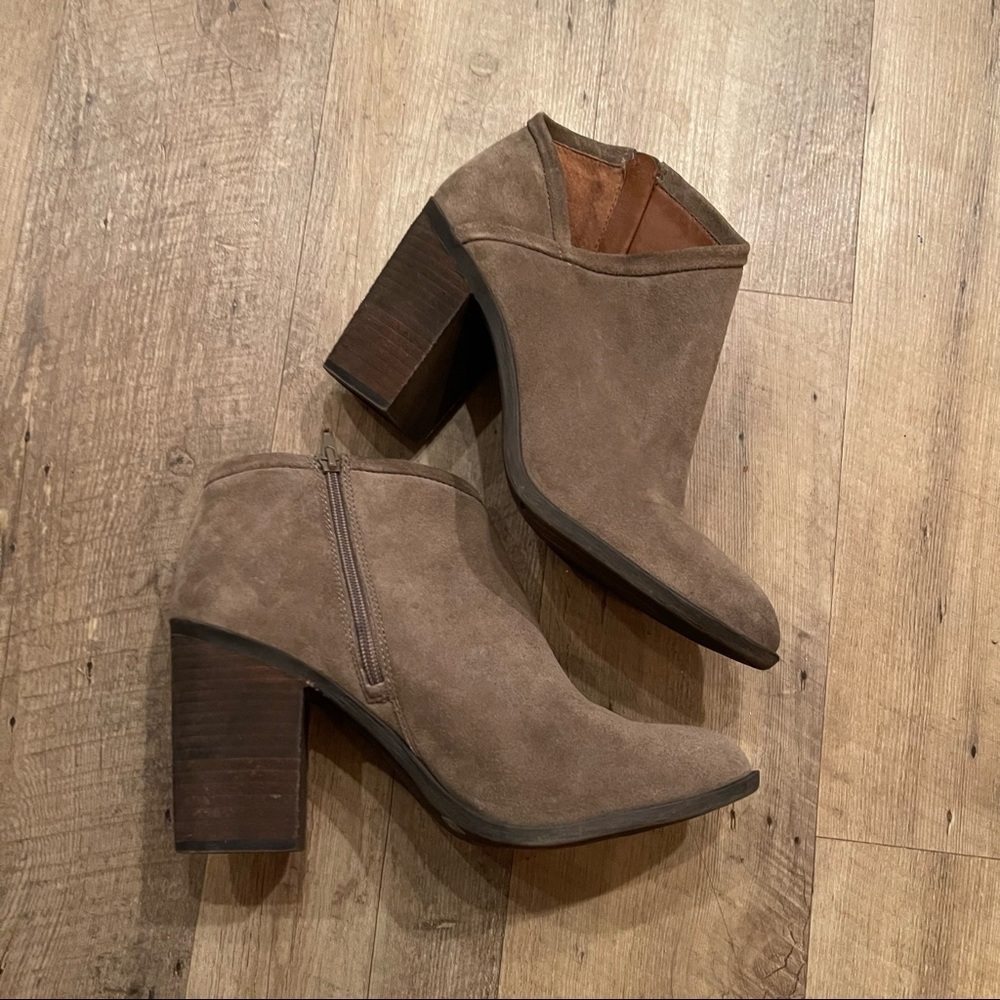 Lucky Brand • Salza Bootie - Picture 8 of 10